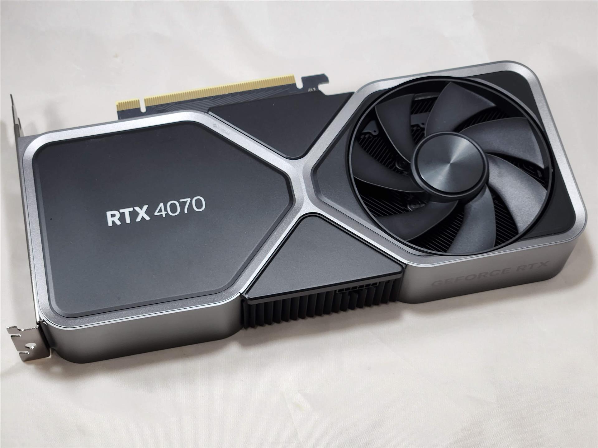 NVIDIA GeForce RTX 4070 Graphics Card Review : A slightly improved RTX 3080